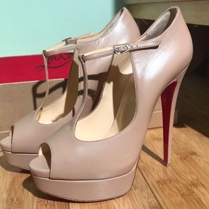 Christian Louboutin Nude heels